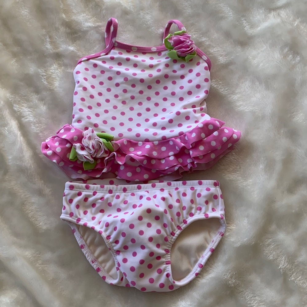 Stylish pink bikini cute baby swimsuit 2 pieces